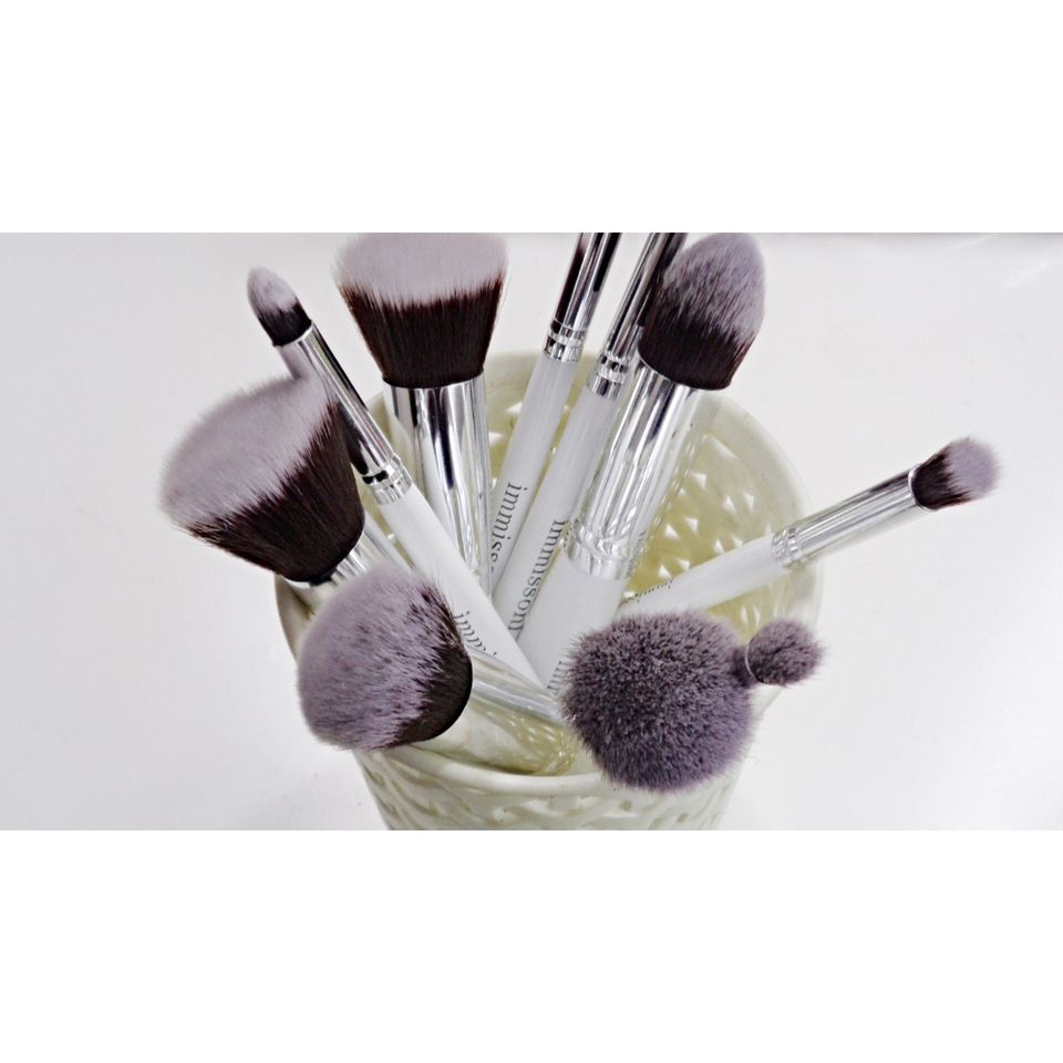 IMMISSONI IM1 10PCS WHITE MAKEUP BRUSH KIT